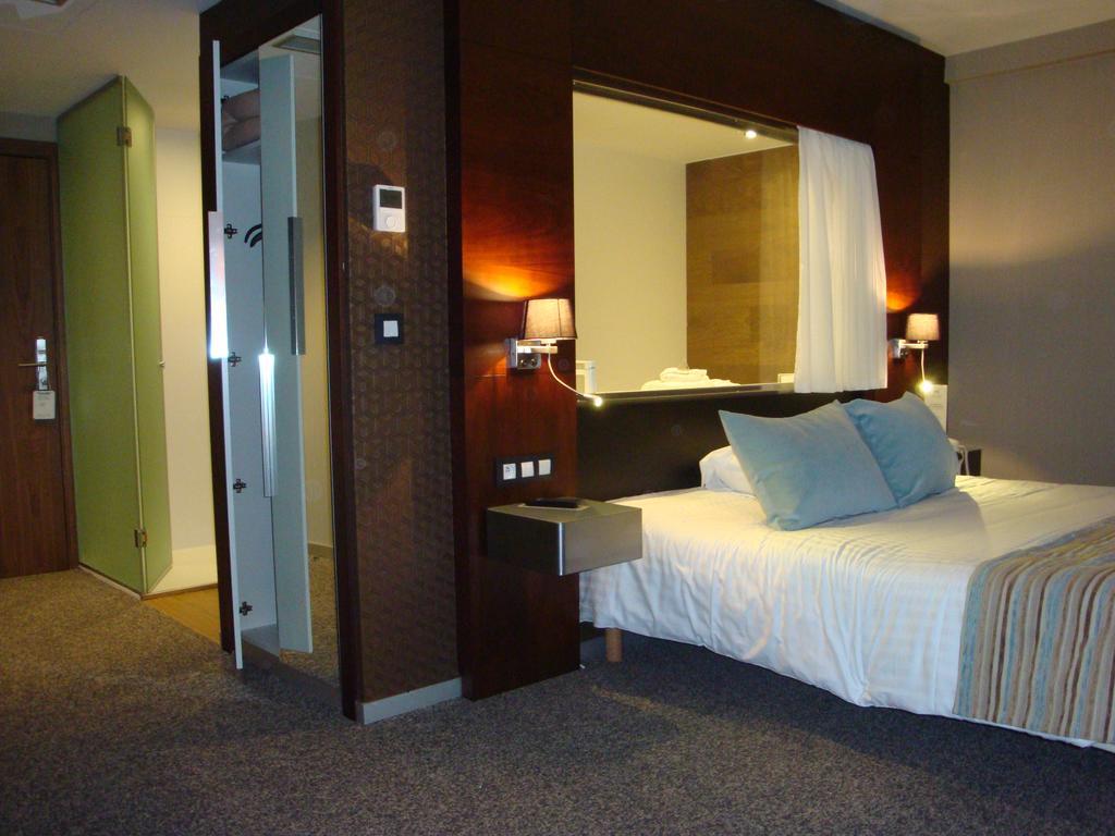 Alysson Hotel Oloron-Sainte-Marie Esterno foto